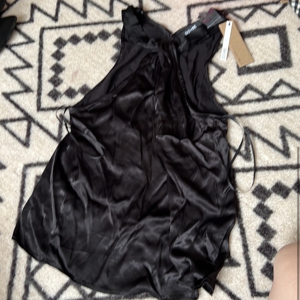 DO+BE Black Satin Halter Top - Picture 4 of 5